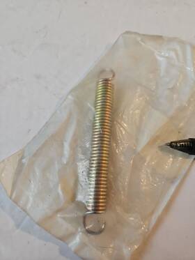 0623-473 Arctic Cat Extension Spring Nos Oem Ac8