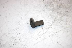 3005-895 Arctic Cat 02 Zrt 600 Oem Left Exhaust Valve Guide Q2758 3005-895 Arctic Cat 02 Zrt 600 Oem Left Exhaust Valve Guide Q2758