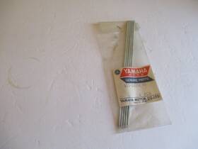 Springs.gp396-gp433-sl292 Yamaha 813-24358-00 Nos 1970s Snowmobile 5 Suction Pipe Tension