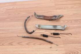 Yamaha 8a5-14771-00-00 1980 Exciter 440 Muffler Stay Mount Resonator Springs